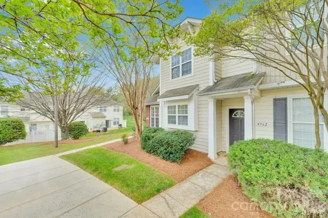 4966 Sunset Ridge Court Charlotte NC 28269