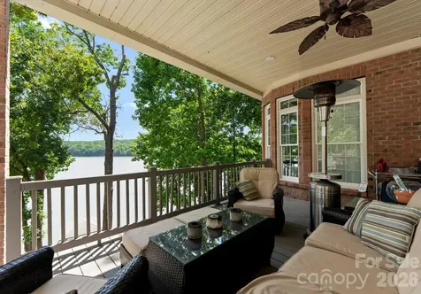 3251 Lake Pointe Drive Belmont NC 28012