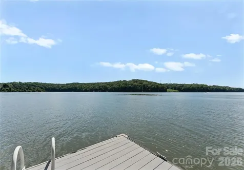 3251 Lake Pointe Drive Belmont NC 28012