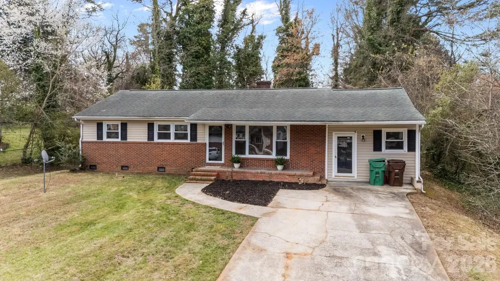 1108 Dartmouth Avenue High Point NC 27260