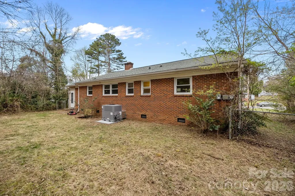1108 Dartmouth Avenue High Point NC 27260