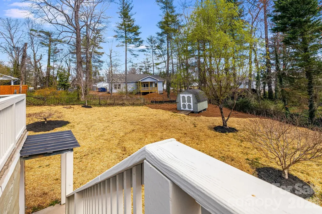 107 Balsam Road Hendersonville NC 28792
