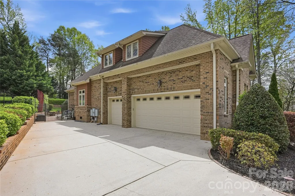 163 W Maranta Road Mooresville NC 28117