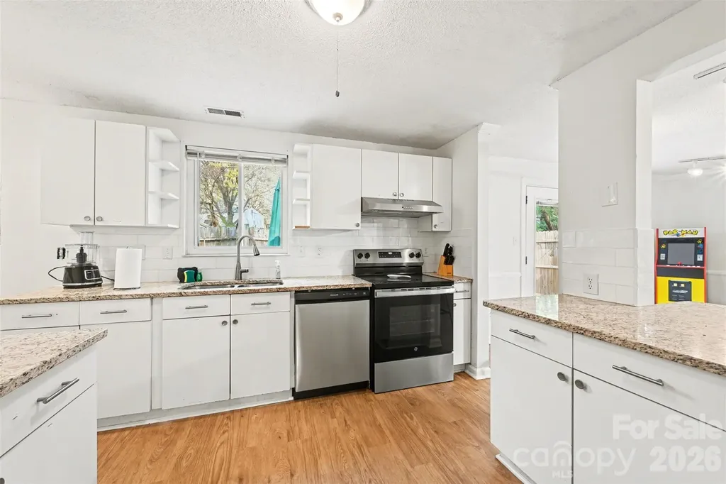 9815 Meringue Place Charlotte NC 28270