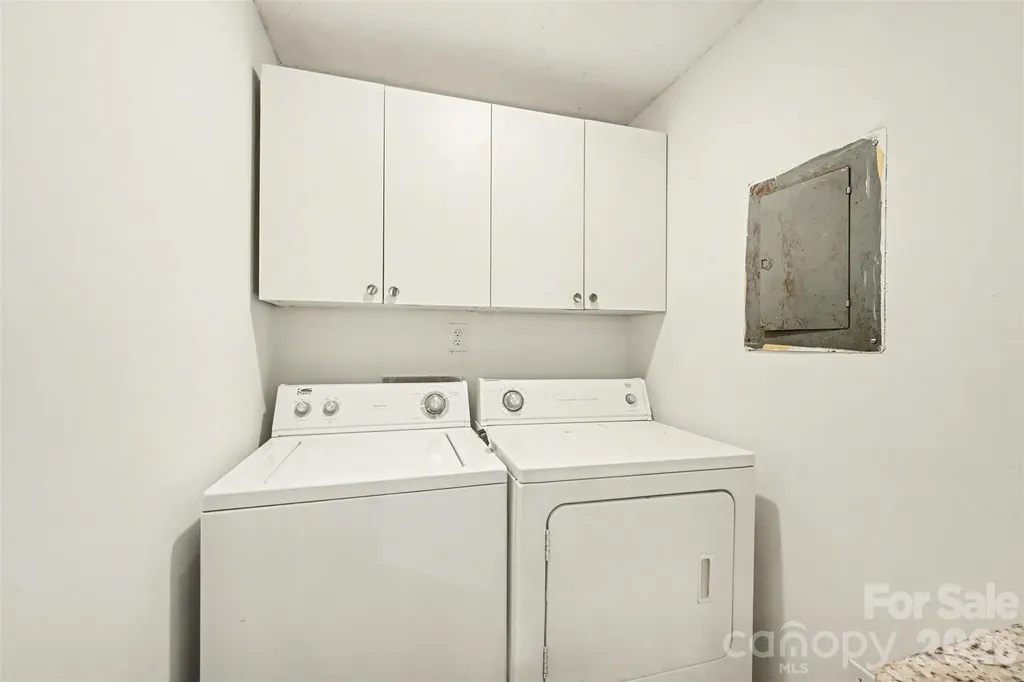 9815 Meringue Place Charlotte NC 28270