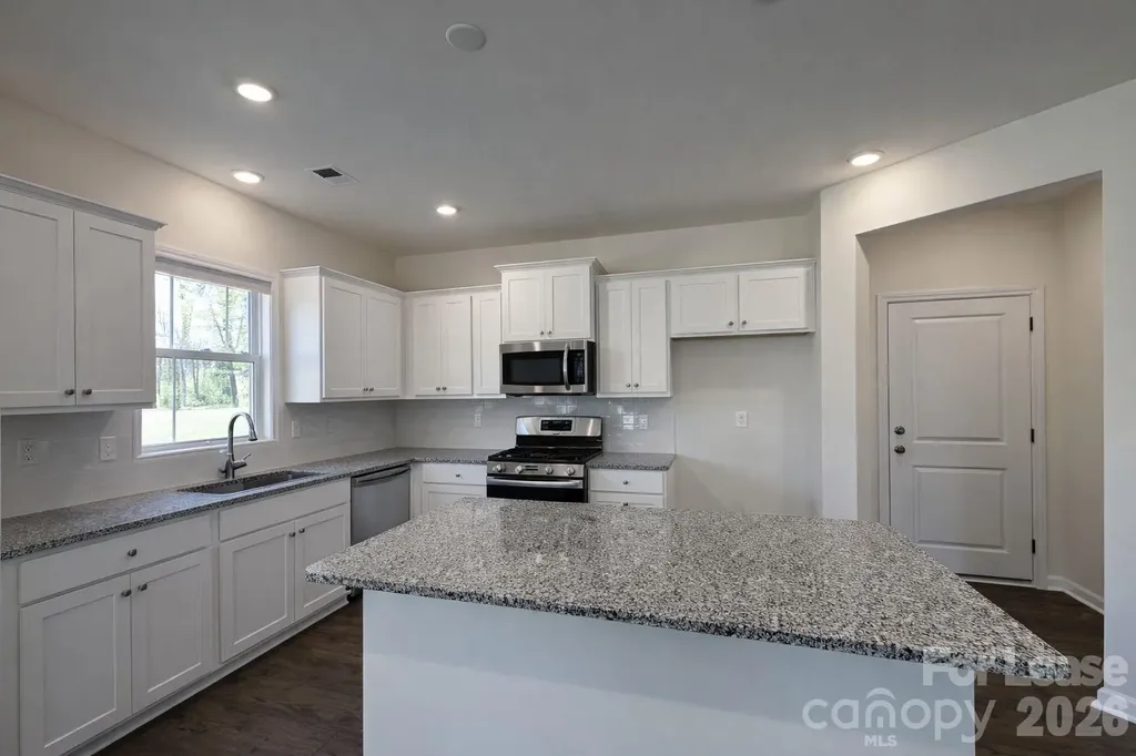 2867 Aubrey Street Monroe NC 28110