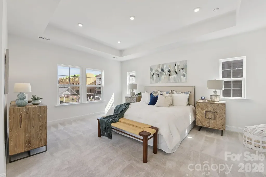 7426 Westrow Avenue Charlotte NC 28278