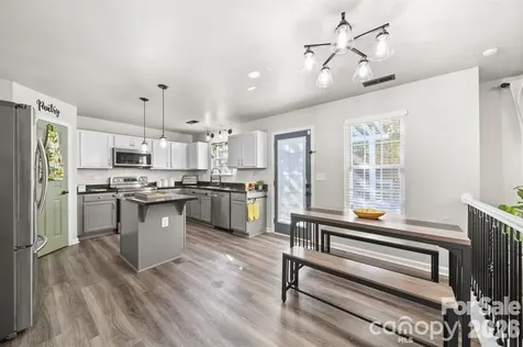 5207 Sunriver Road Gastonia NC 28054