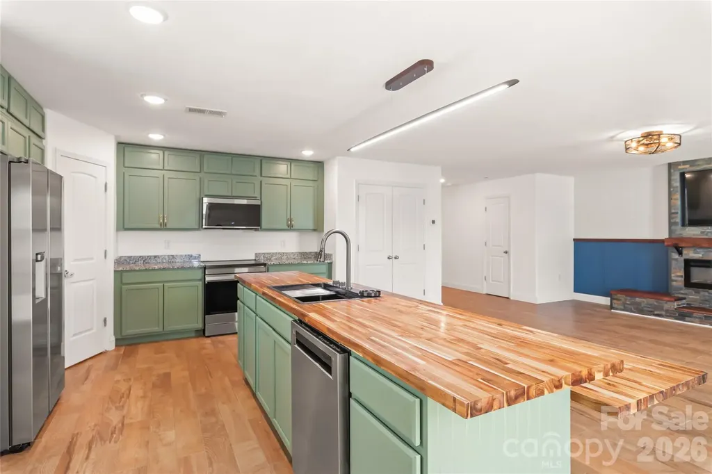 1232 Phifer Road Kings Mountain NC 28086