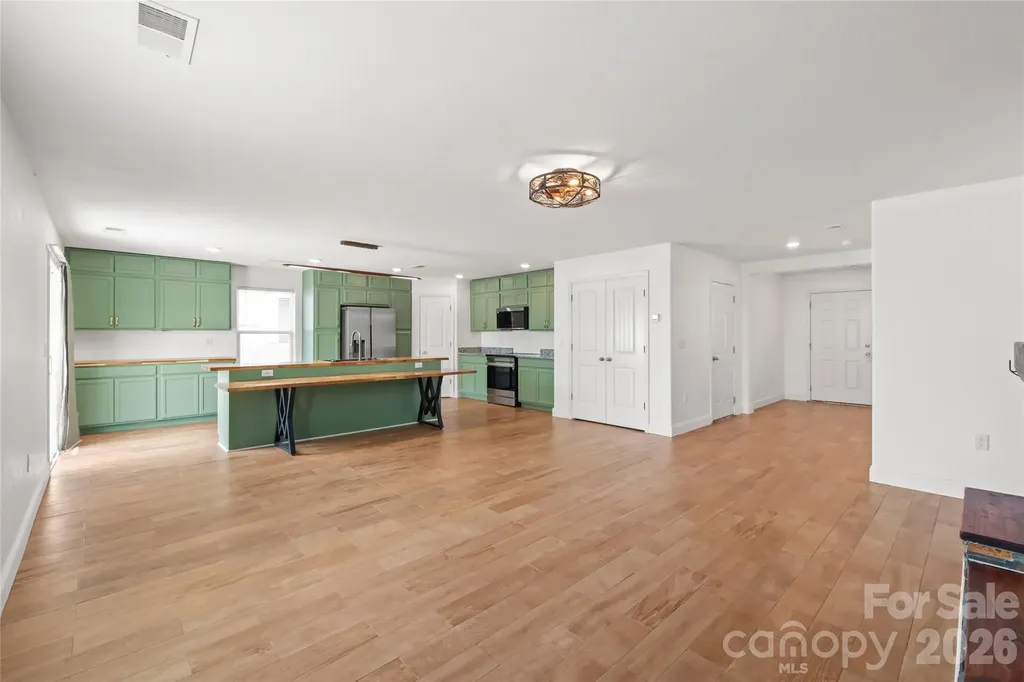 1232 Phifer Road Kings Mountain NC 28086