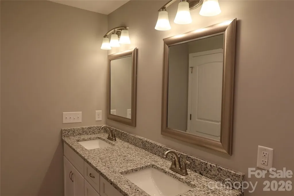 302 E Boyd Street Maiden NC 28650