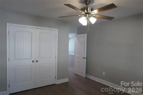 302 E Boyd Street Maiden NC 28650