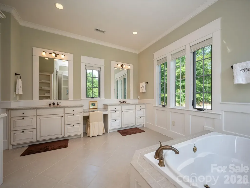 565 Chestertown Drive Mill Spring NC 28756