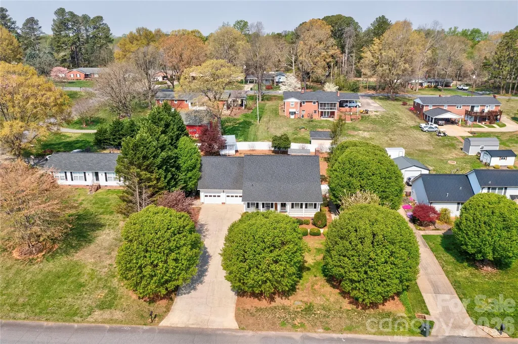 203 Carolina Drive Cherryville NC 28021