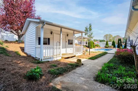 203 Carolina Drive Cherryville NC 28021
