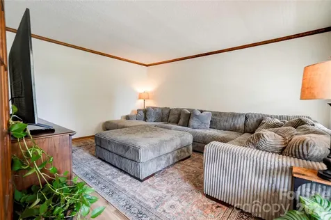 203 Carolina Drive Cherryville NC 28021