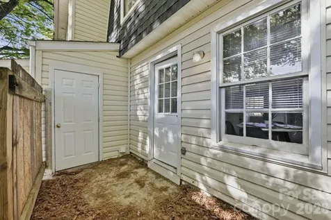 2220 Yorkhills Drive Charlotte NC 28217