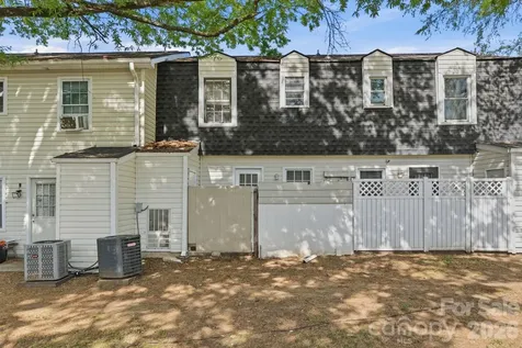 2220 Yorkhills Drive Charlotte NC 28217