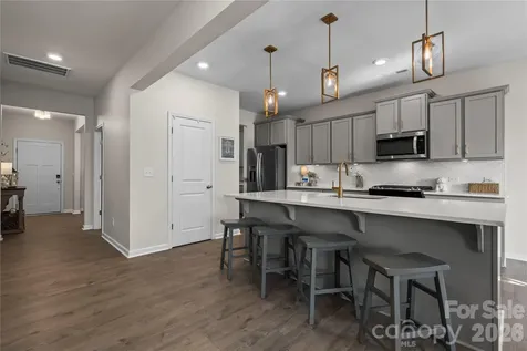 2515 Watergarden Street York SC 29745