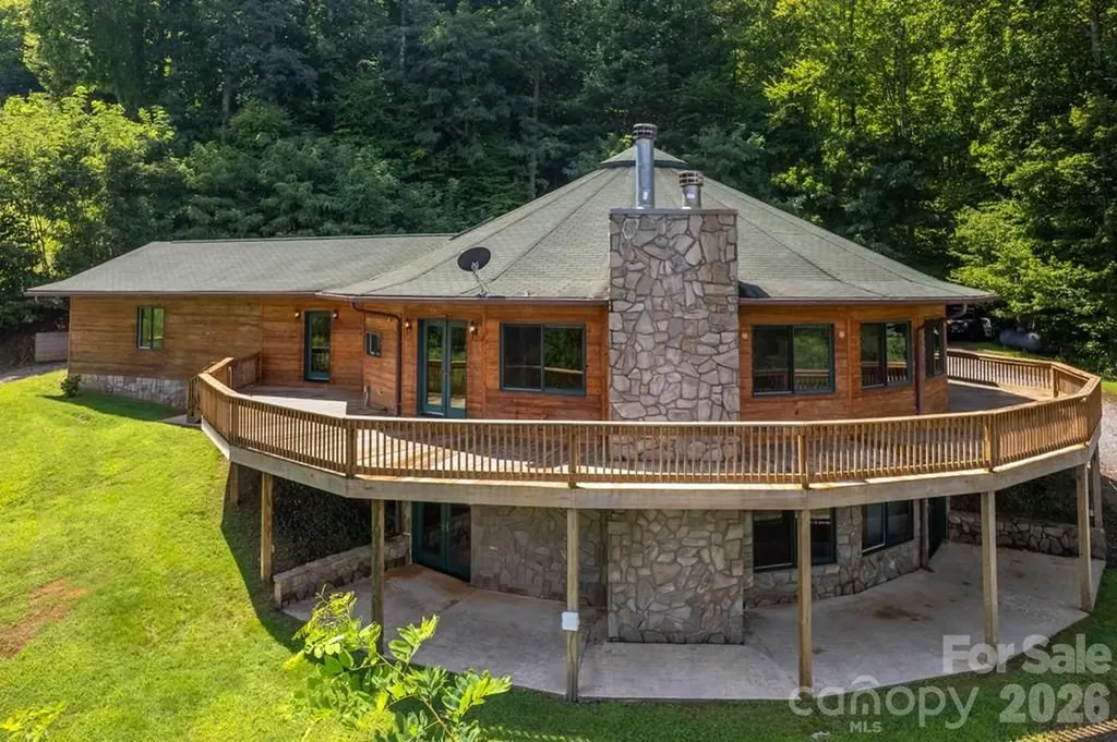 417 Quiet Forest Lane Sylva NC 28779