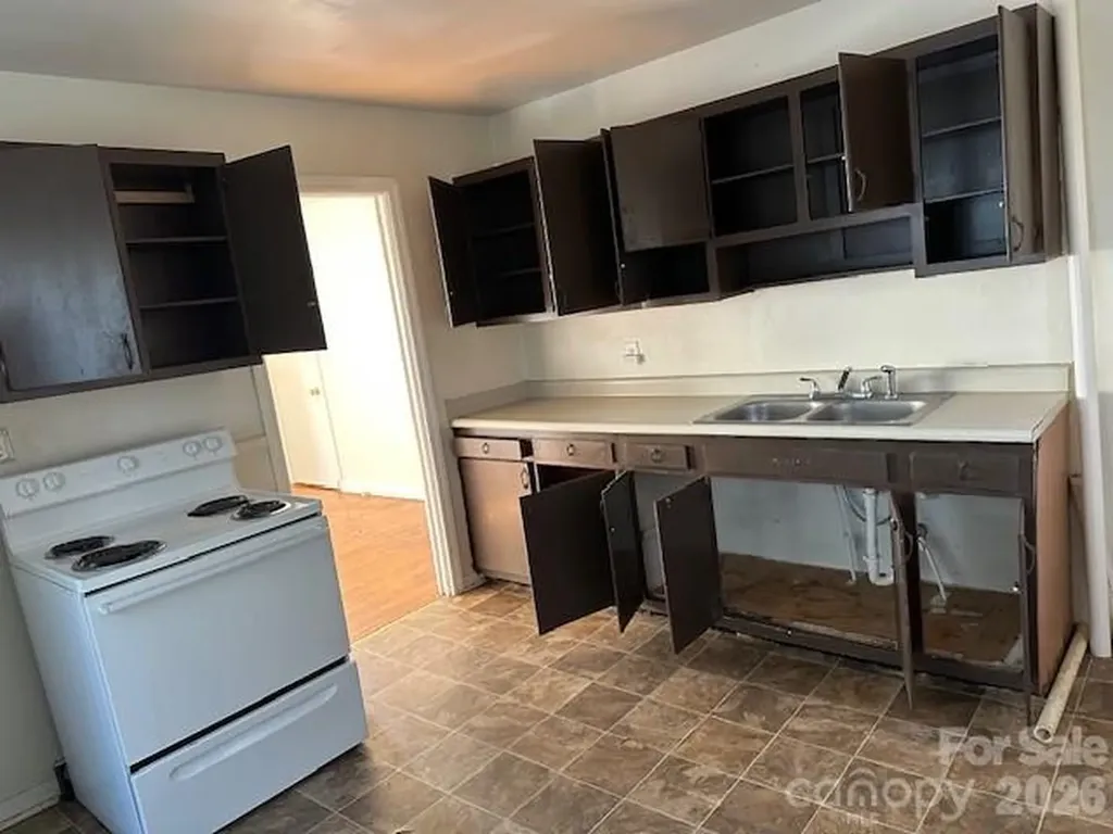 2218 Wilson Avenue Charlotte NC 28208