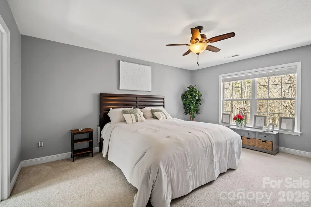 36 Ivy Cove Road Fairview NC 28730