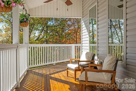 36 Ivy Cove Road Fairview NC 28730