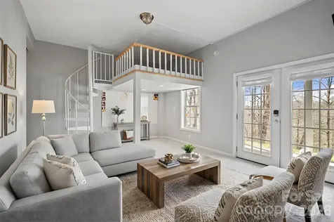 36 Ivy Cove Road Fairview NC 28730