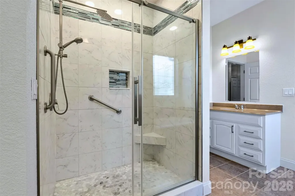 291 N Crab Meadow Drive Hendersonville NC 28739