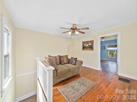 309 Hillside Drive Burnsville NC 28714