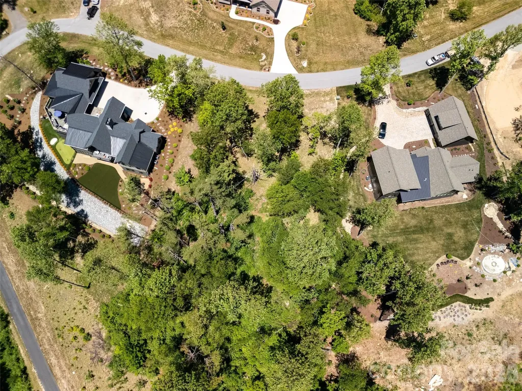 189 Dancing Bear Drive Hendersonville NC 28792