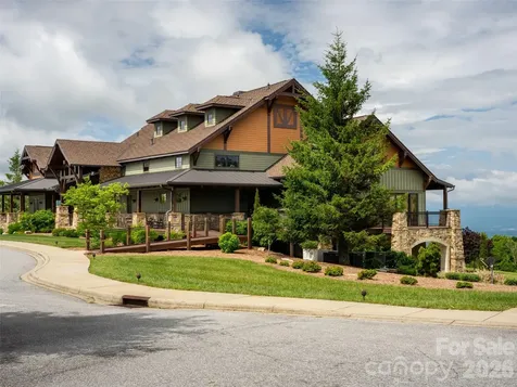 189 Dancing Bear Drive Hendersonville NC 28792