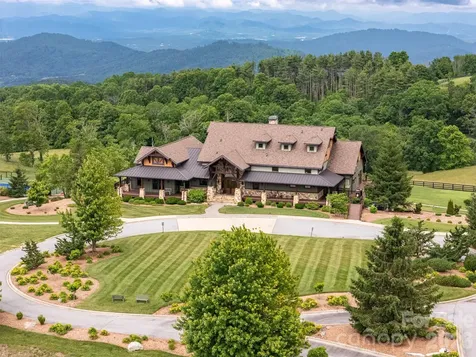 189 Dancing Bear Drive Hendersonville NC 28792
