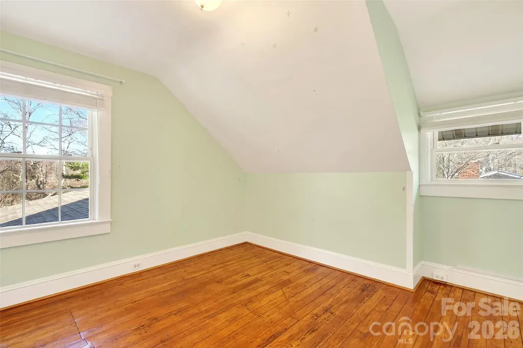 109 Eastwood Avenue Swannanoa NC 28778