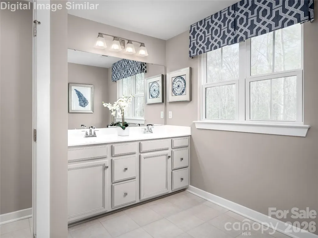 2051 Fernway Drive Charlotte NC 28216