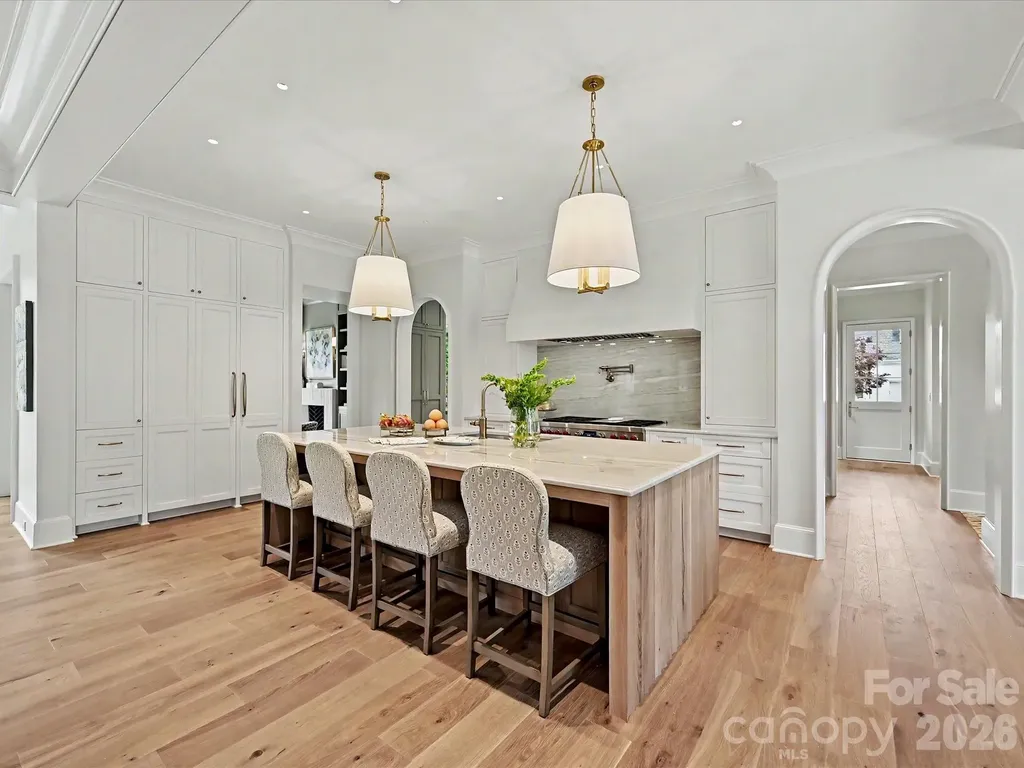 3701 Pelham Lane Charlotte NC 28211