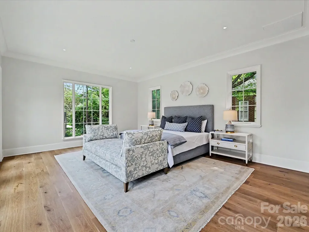 3701 Pelham Lane Charlotte NC 28211