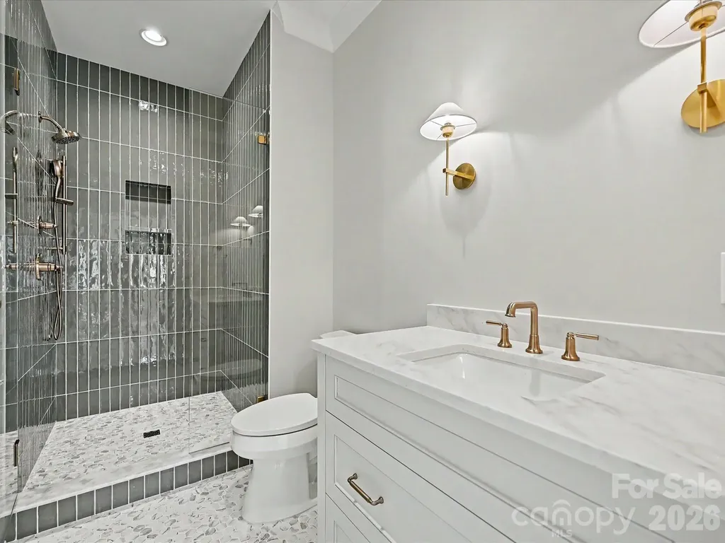 3701 Pelham Lane Charlotte NC 28211