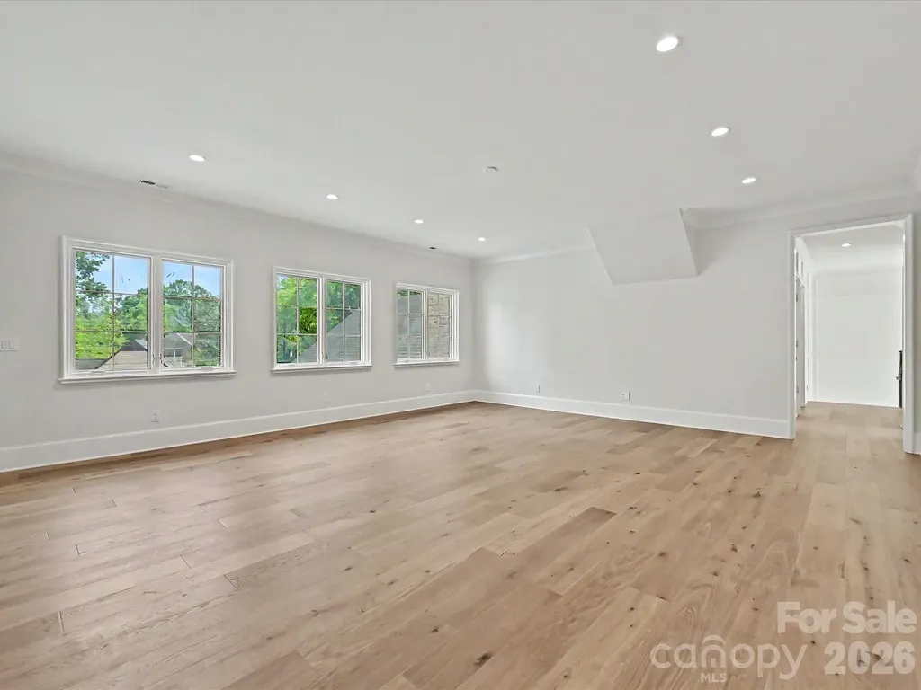 3701 Pelham Lane Charlotte NC 28211