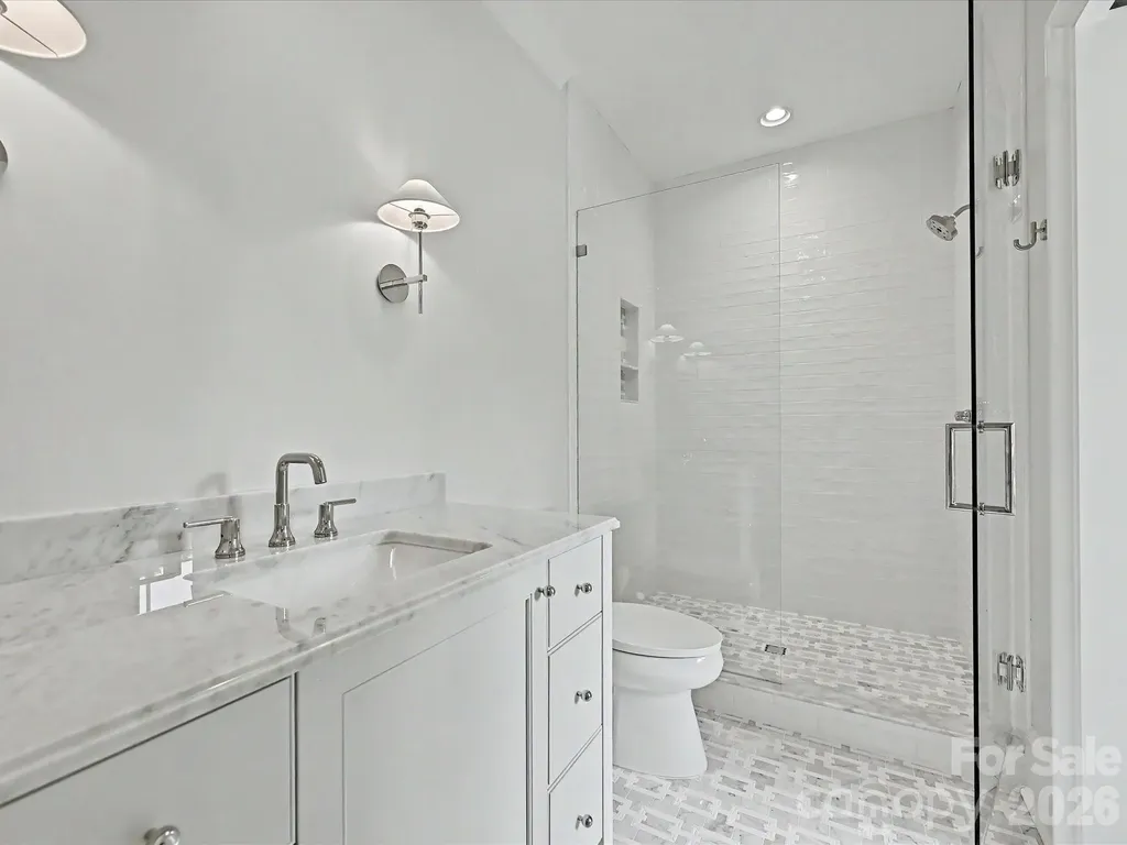 3701 Pelham Lane Charlotte NC 28211