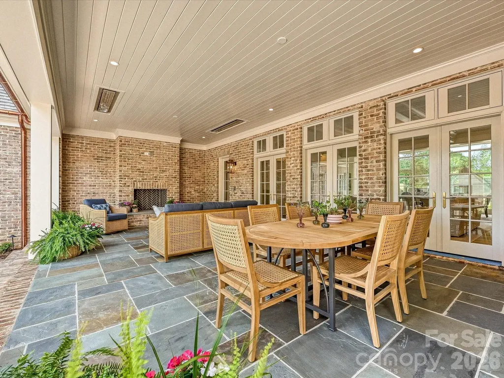 3701 Pelham Lane Charlotte NC 28211