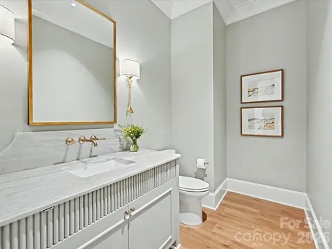 3701 Pelham Lane Charlotte NC 28211
