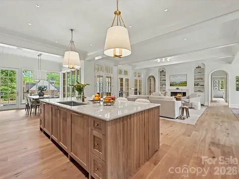 3701 Pelham Lane Charlotte NC 28211