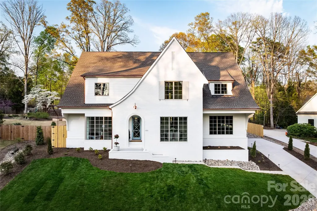 444 Hunter Lane Charlotte NC 28211