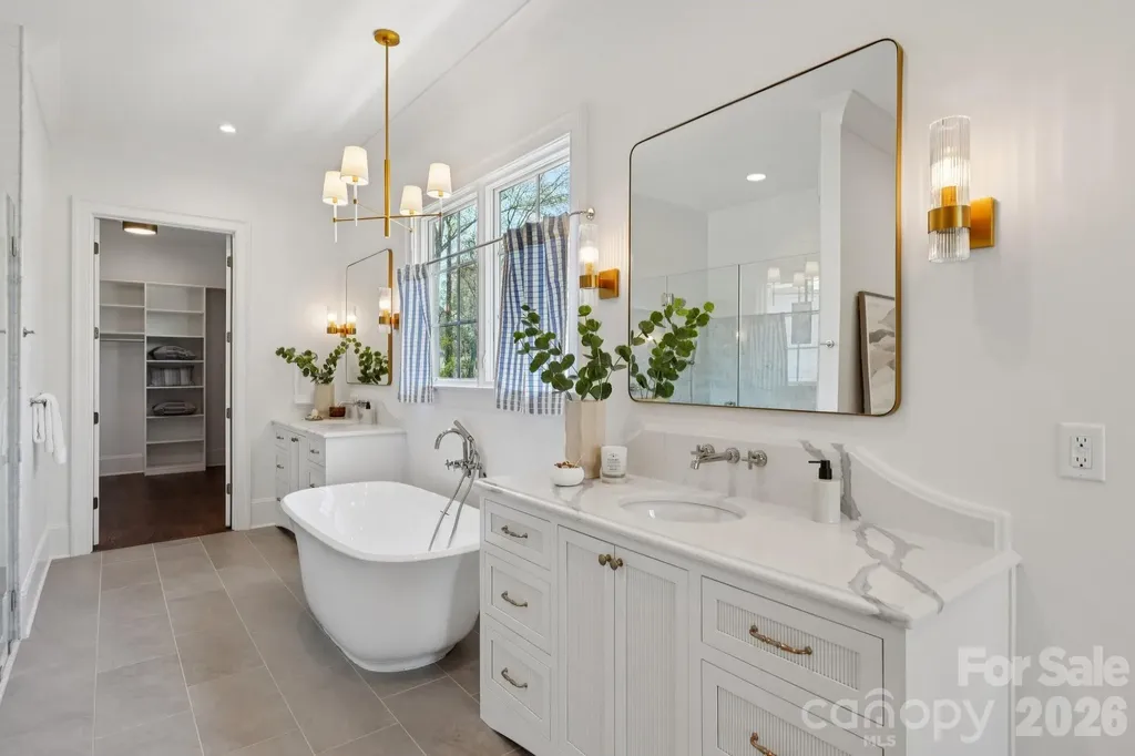 444 Hunter Lane Charlotte NC 28211