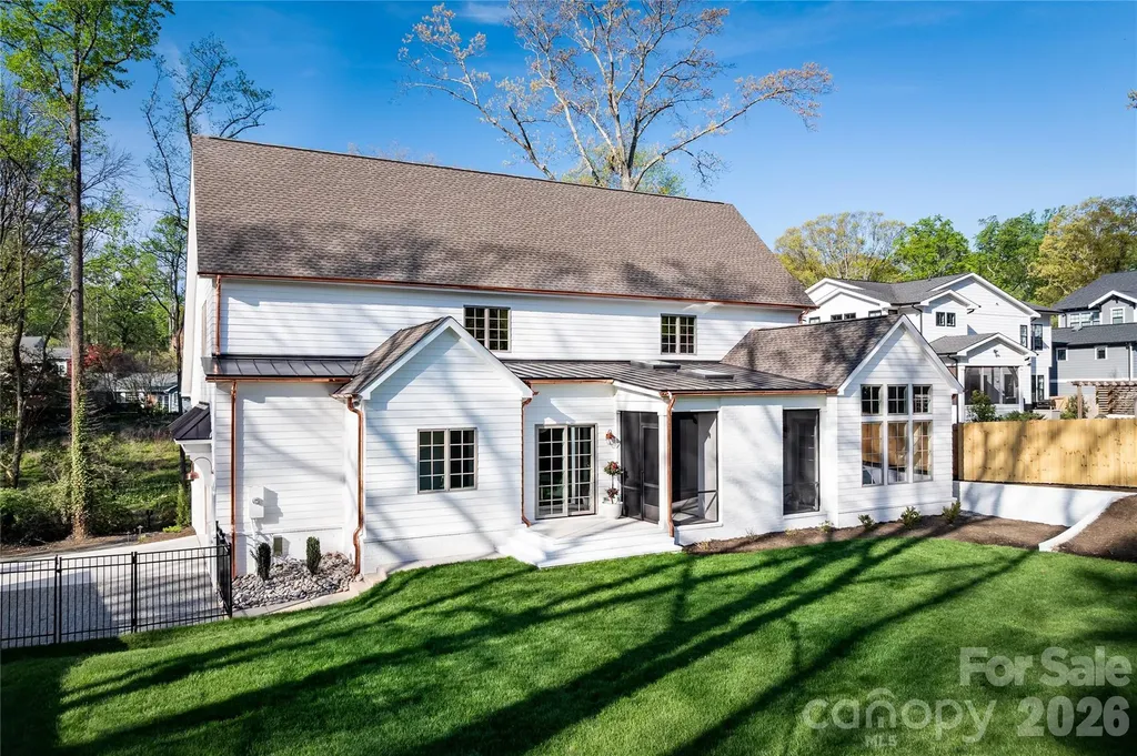 444 Hunter Lane Charlotte NC 28211