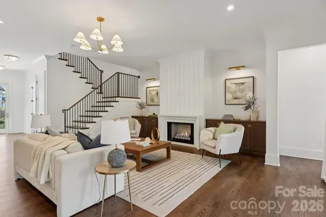 444 Hunter Lane Charlotte NC 28211