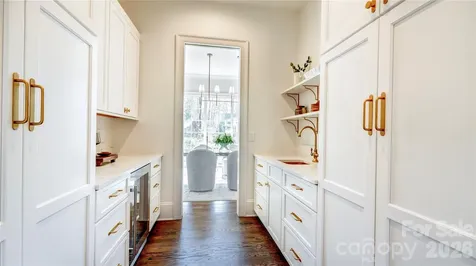 444 Hunter Lane Charlotte NC 28211