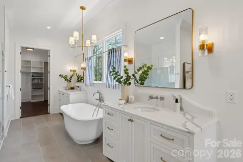 444 Hunter Lane Charlotte NC 28211