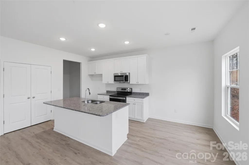 1325 Western Hills Lane Vale NC 28168